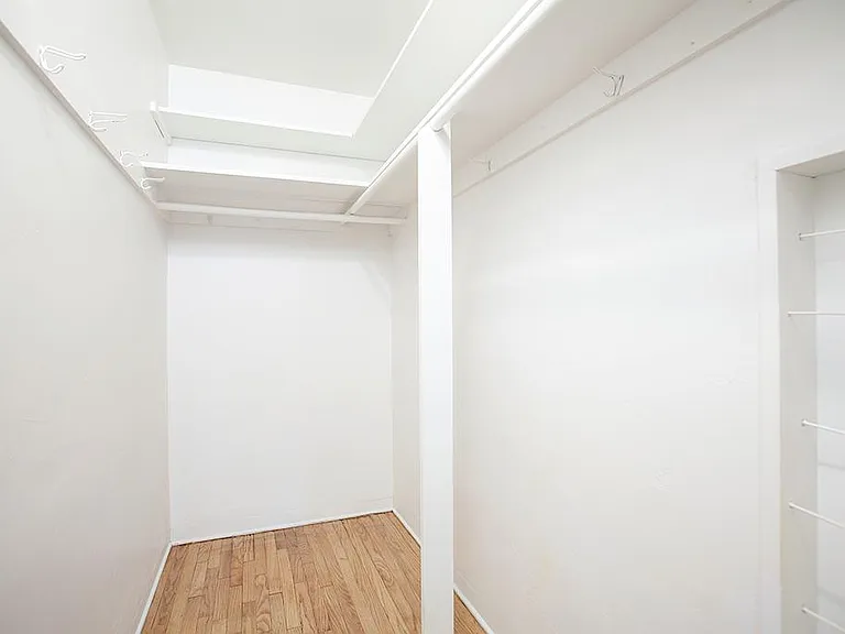1238 23rd St — Photo 10