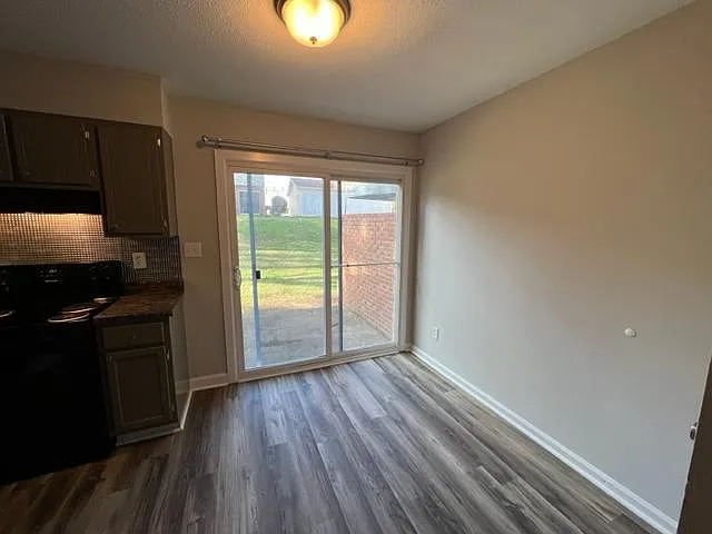 1823 Merritt Dr #C — Photo 5