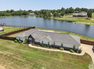 6 Lewis Ln, Texarkana, TX 75501