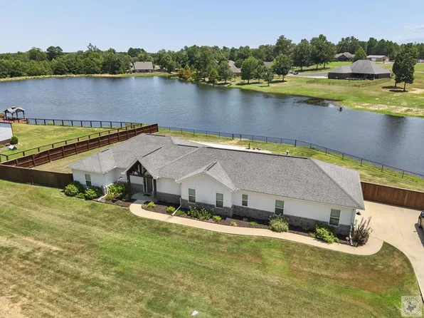 6 Lewis Ln, Texarkana, TX 75501