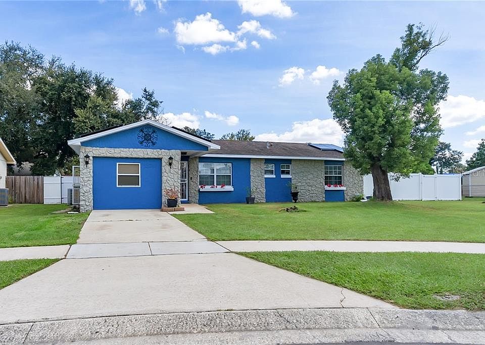 1st image of 5523 Penton Pl