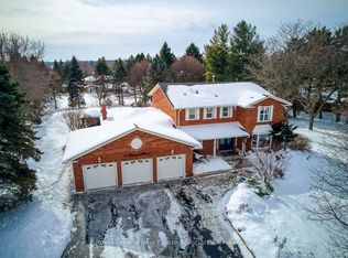 5 Huttonville Dr, Brampton, ON L6X 0C2