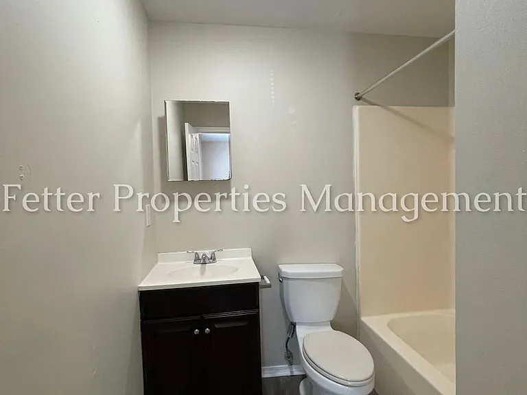 3404 Marion Ave — Photo 7