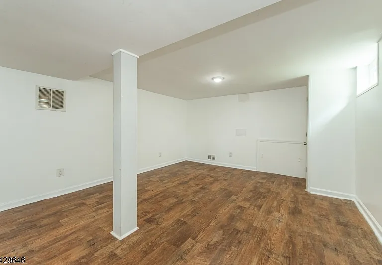 537 Dell Rd — Photo 18