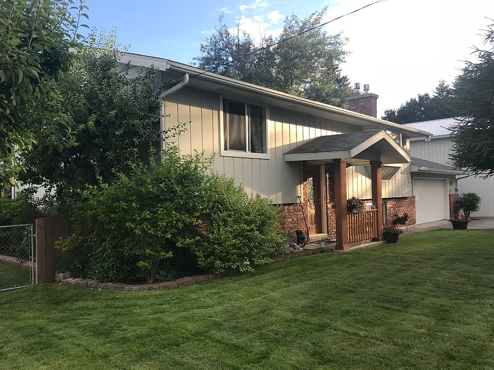 1st image of 726 W Dakota Ave