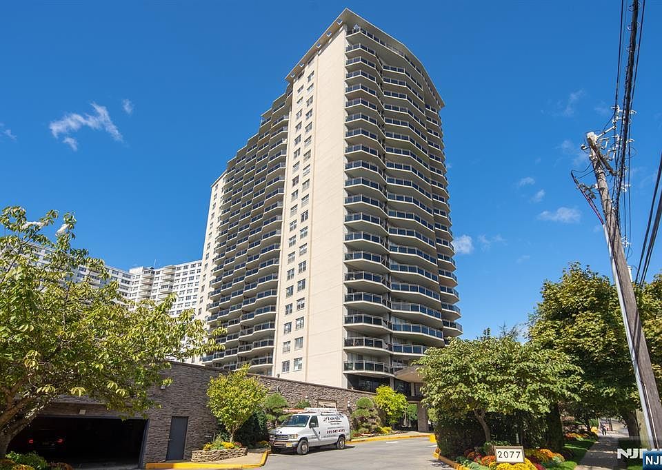 1st image of 2077 Center Avenue #7G
