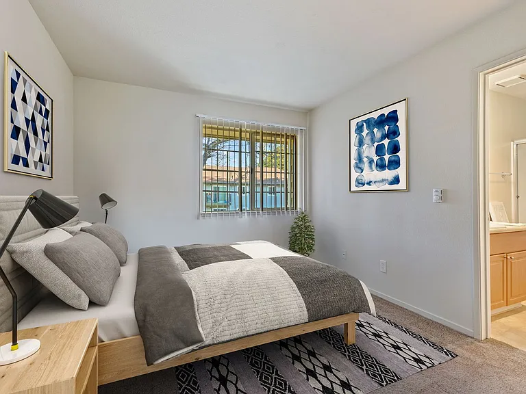 Bel Air Apartments — Photo 7
