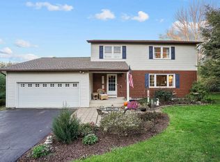 11 Gold Rd, Poughkeepsie, NY 12603