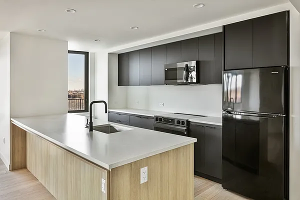 Rented by MNS | media 5