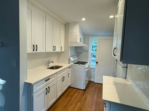 22 Bonta St Floor 2, Elmont, NY 11003
