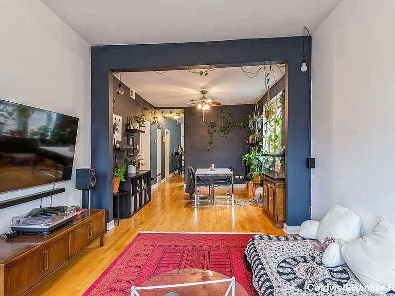 2536 W Augusta Blvd #3F — Photo 3