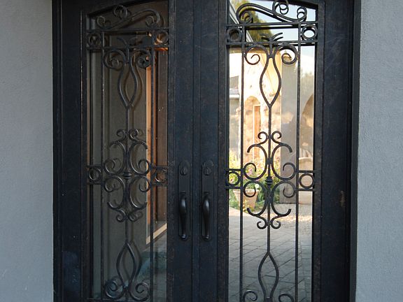 Iron entry gate