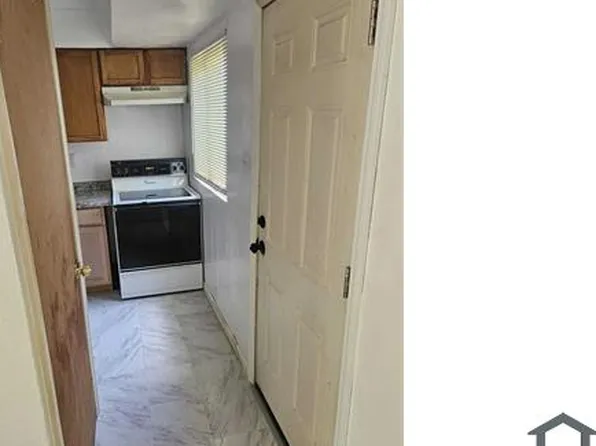 262 Estridge Rd, Saint Louis, MO 63137