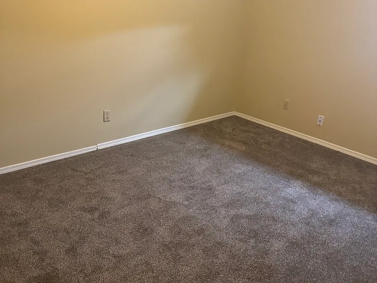 2530 E 26th St #2530 — Photo 6