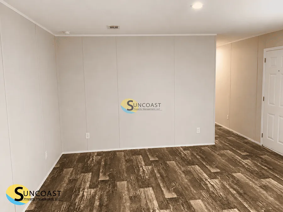 3BR/2BA Mobile Home for Rent in North Jax! — Photo 2