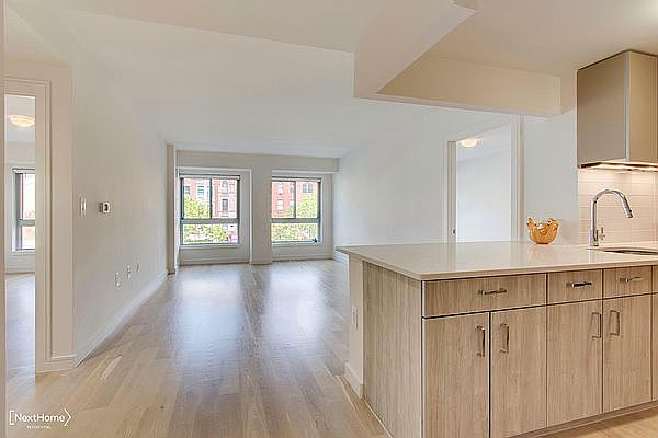 1st image of 171 W 131st St APT 310