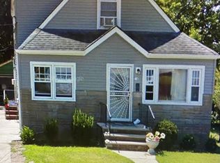 26 Frazier St #BASEMENT, Hempstead, NY 11550