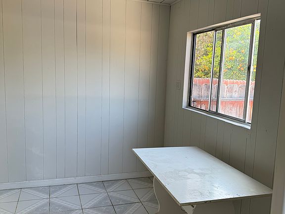 5th image of 0 Fergus St #1