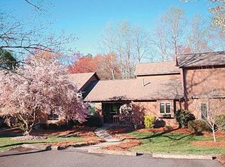 1763 12th St NE, Hickory, NC 28601