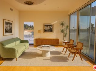 4826 Franklin Ave #6, Los Angeles, CA 90027