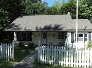 320 Tunnel Rd, Asbury, NJ 08802