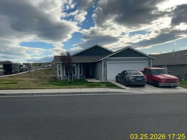 2612 Oriole St, Umatilla, OR 97882