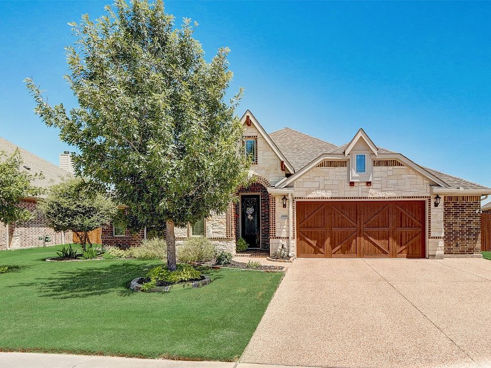 1st image of 4800 Brookside Dr
