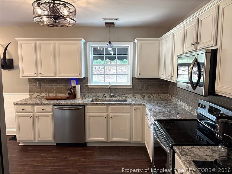 3083 Carolina Way — Photo 7