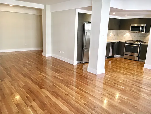 Rented by Stonehenge NYC LLC | media 19