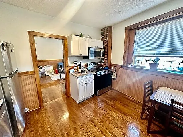 1 bed, 550 sqft, $2,700 — Photo 3