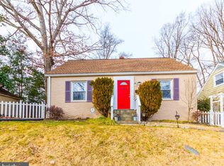 10610 S Dunmoor Dr, Silver Spring, MD 20901