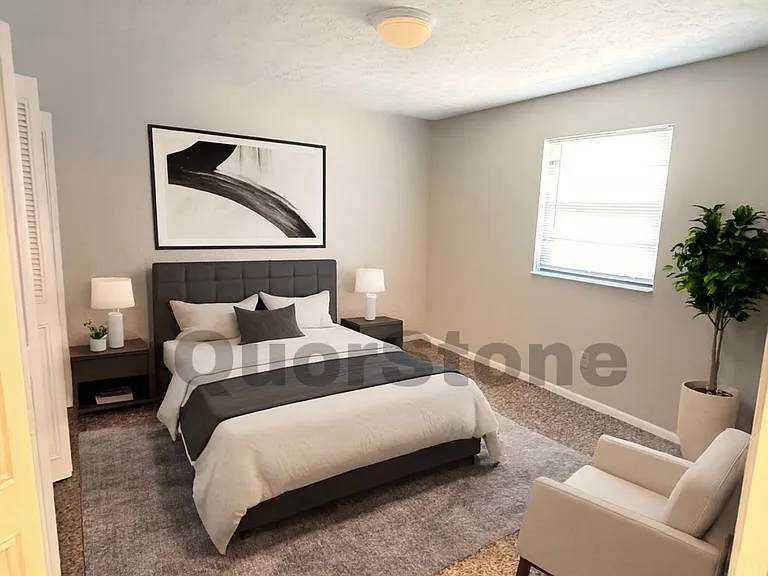 4818 S 3rd St #2 — Photo 3