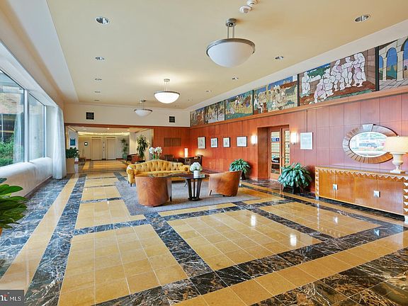 5th image of 2601 Pennsylvania Ave APT 127