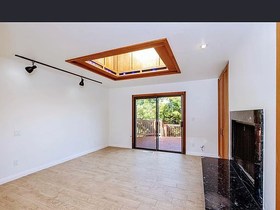 4th image of 120 Alamo Ave
