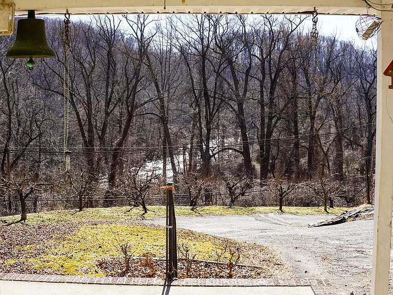 10910 Harford Rd — Photo 32