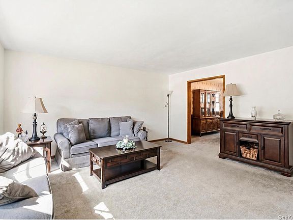 3rd image of 68 Roy Avenue
