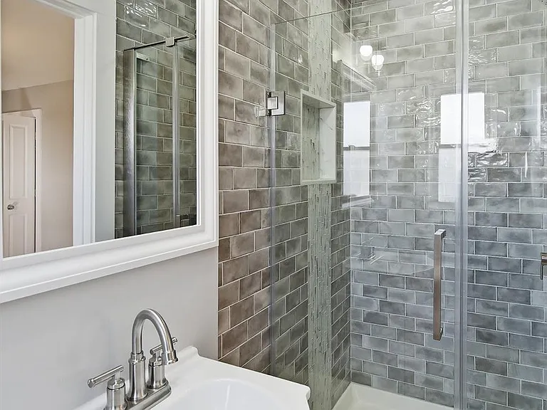 19 Evelyn Ct — Photo 14