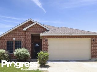 8126 Stowe Springs Ln, Arlington, TX 76002