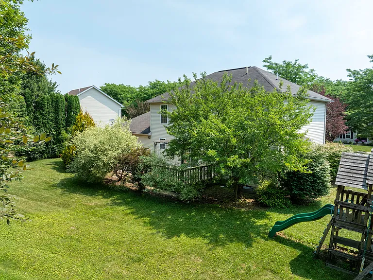 2184 Autumnwood Dr — Photo 52