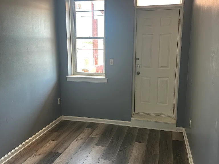 425 N Milton Ave — Photo 7