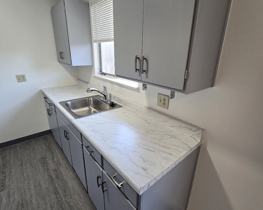 1st image of 1114 Haddon Dr APT 5