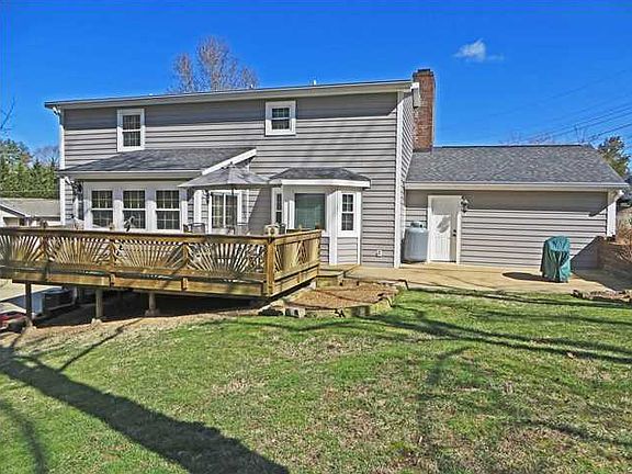 4th image of 2314 Freedom Bay Dr