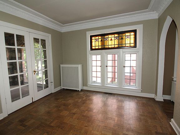 5th image of 1228 W 61st Ter APT 1