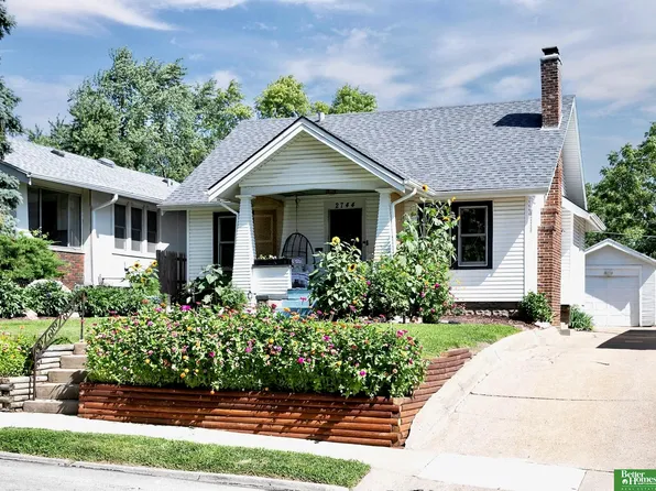 2744 Mary St, Omaha, NE 68112