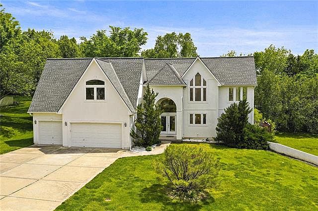 1st image of 22603 E Wellington Ct
