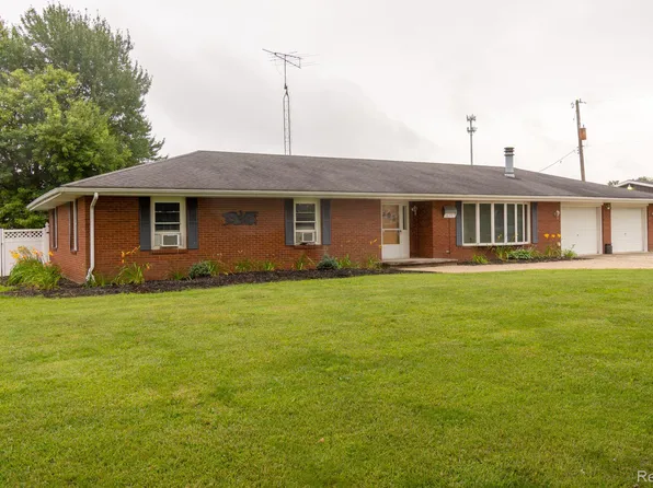 16241 Brewer Rd, Dundee, MI 48131