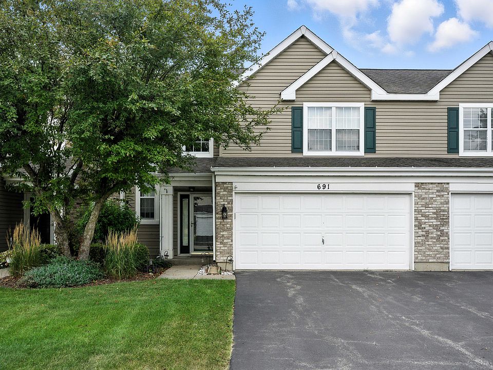 1st image of 691 Savannah Ln