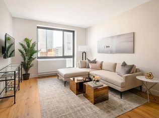 2101 45th Ave #3, Long Island City, NY 11101
