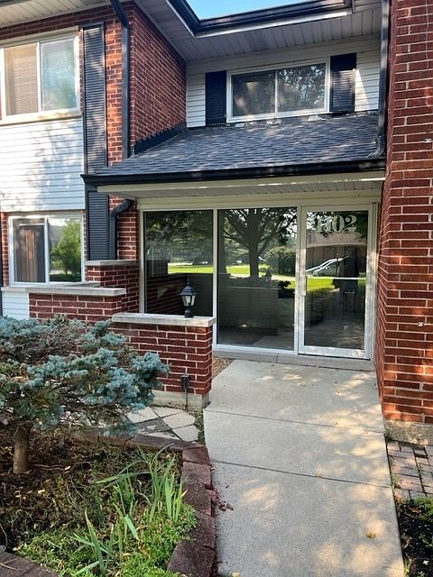 1st image of 1102 N Dale Ave APT 1B