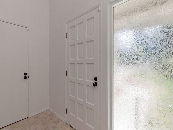 3rd image of 13104 124th Street Ct E